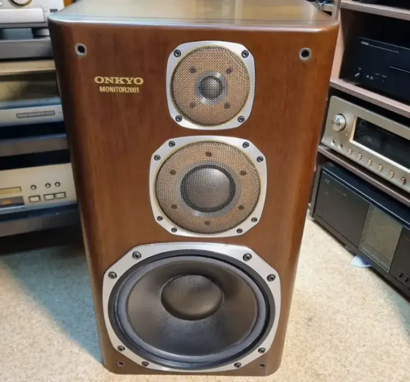 Акустика Onkyo Monitor 2001